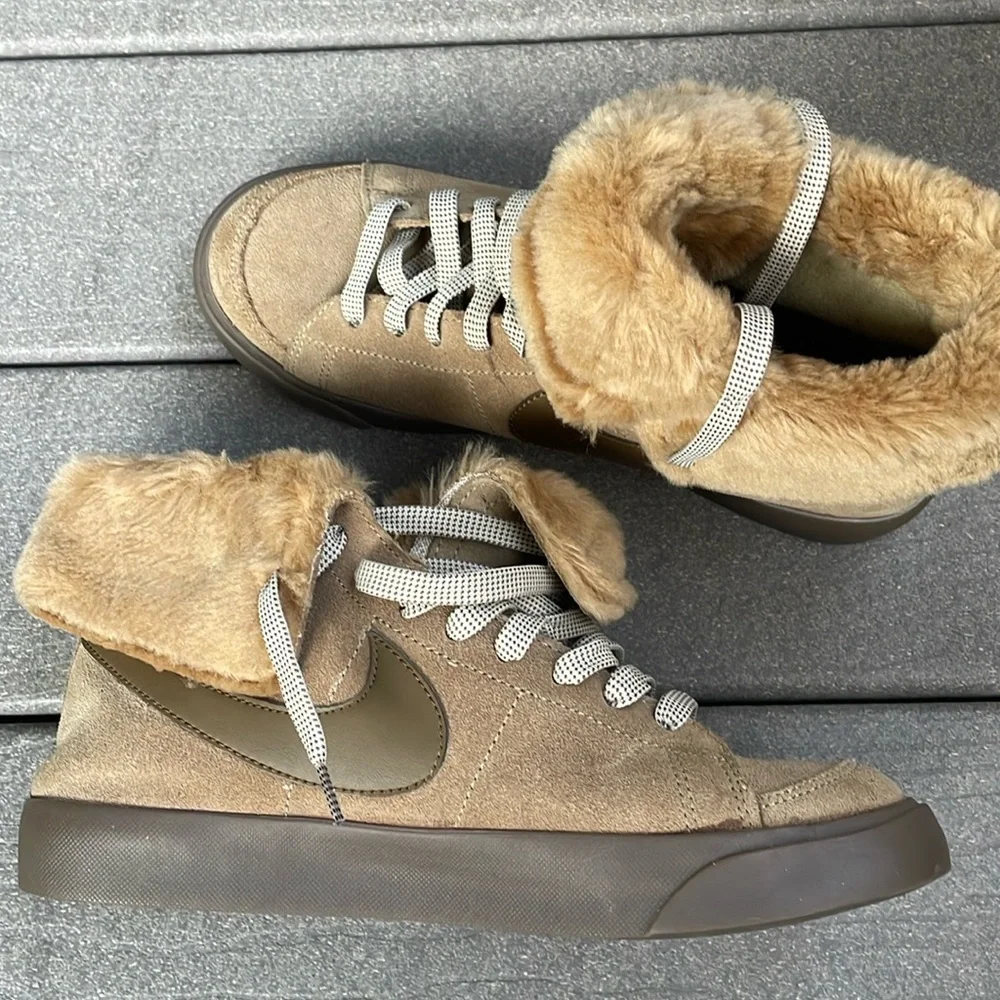 Nike High Roll Leather Blazer Womens Sneaker (Cream) 7.5
